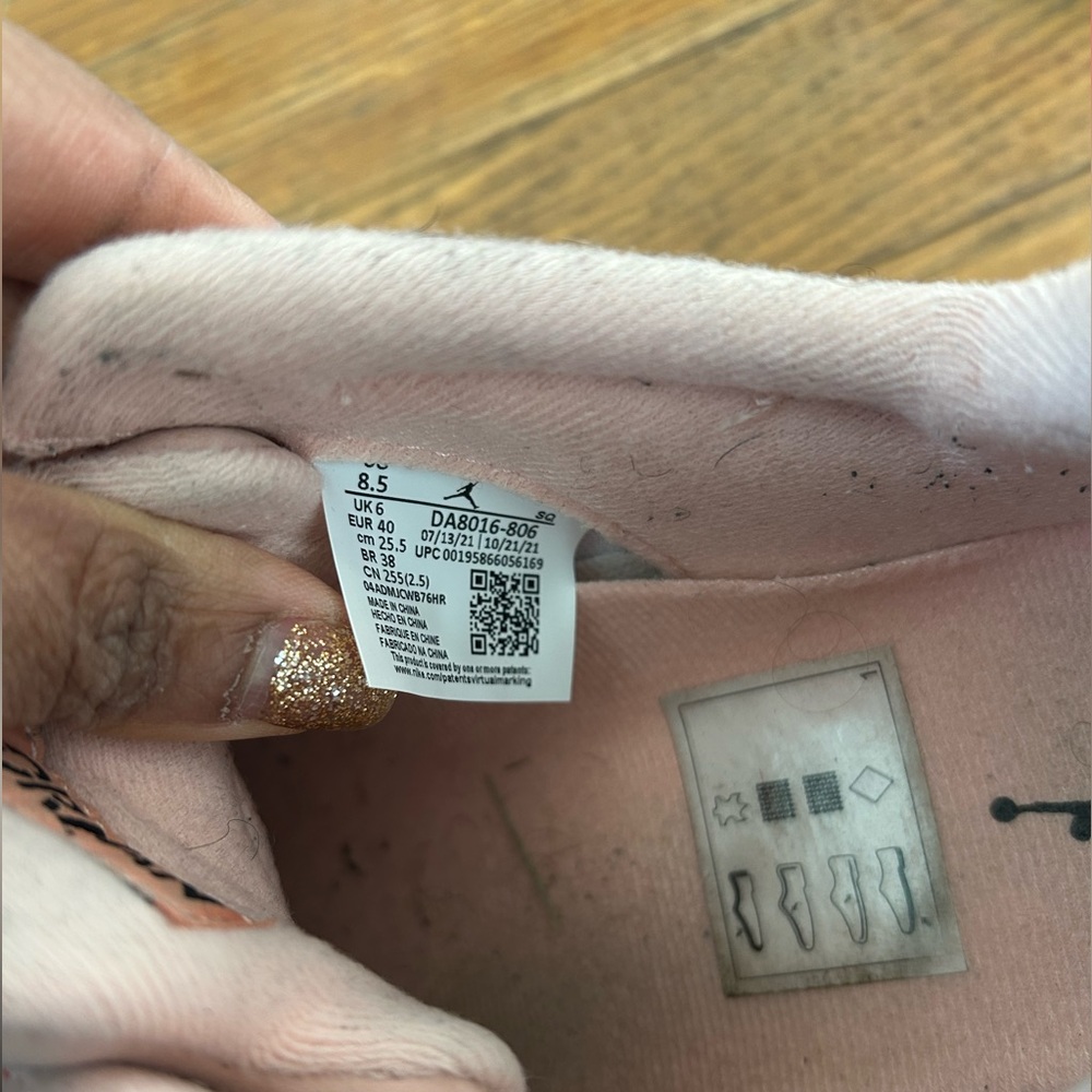 Women’s Air Jordan 5 Retro (Please Read Description) - Picture 8 of 9